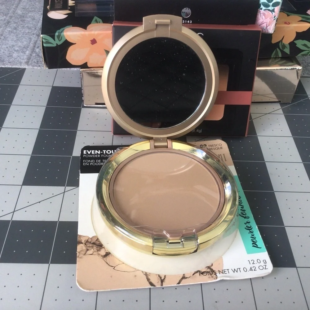 Makeup bundle